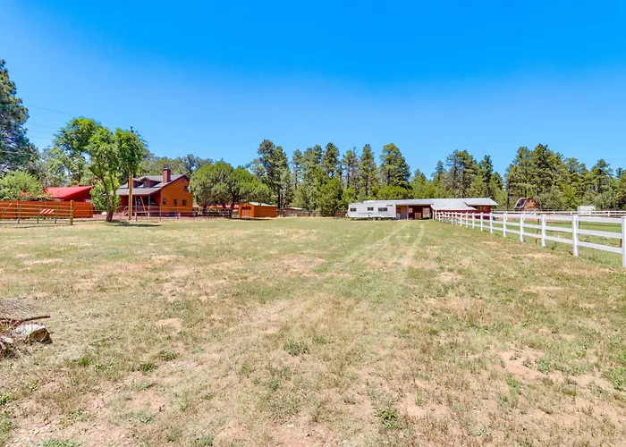 Walk To Rainbow Lake: W/ Game & Yard Holiday home Pinetop-Lakeside